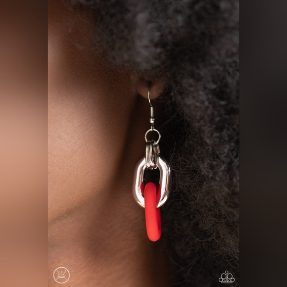 Contrasting Couture Necklace - Picture 2 of 4